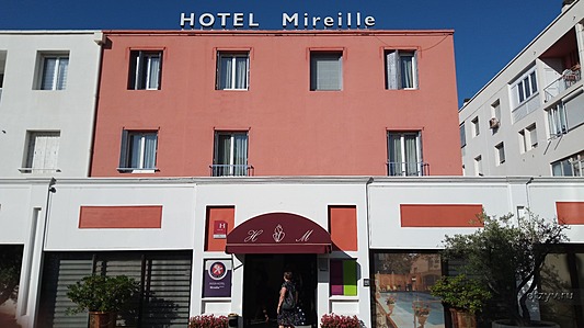, Inter-Hotel Arles Mireille 3*