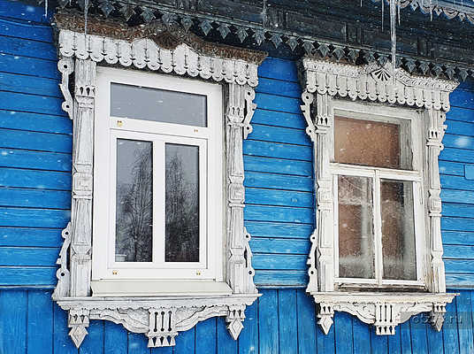 p27032119345972813285