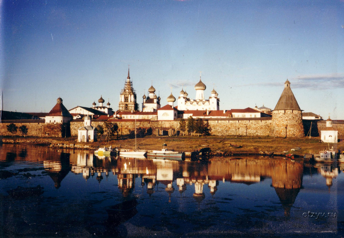 Валаам соловки из москвы. Соловецкий монастырь Кижи. Кижи Валаам Соловки. Кижи Соловецкие острова. Монастырь Соловки Кижи.