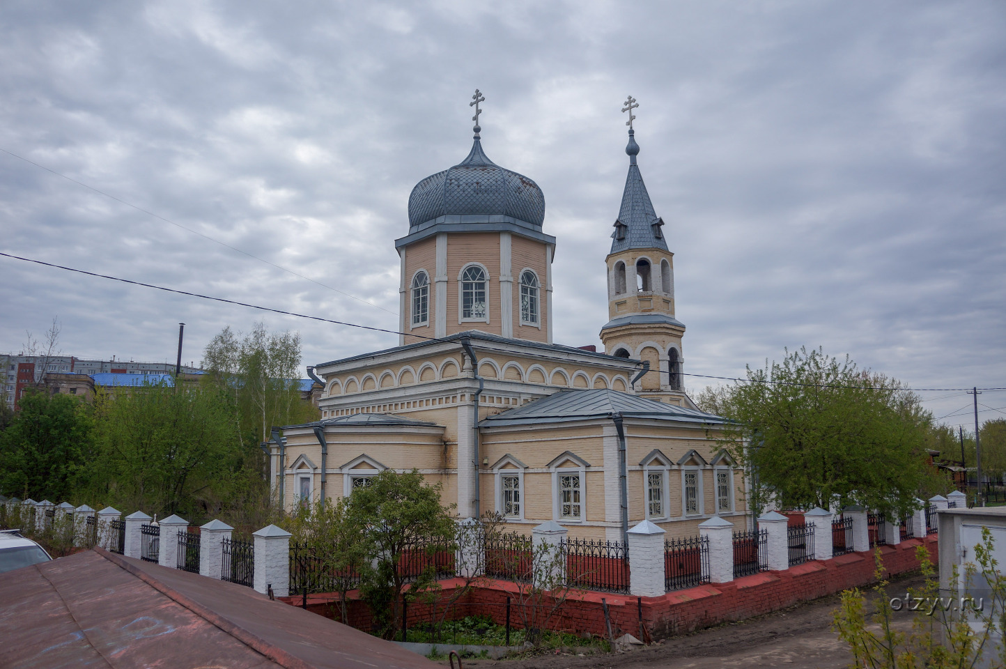 Постром. Храм Святой Параскевы пятницы Омск. Омск храм Параскевы пятницы храм. Омск Церковь Параскевы Параскевы пятницы. Церковь на Куйбышева Омск Параскевы пятницы.