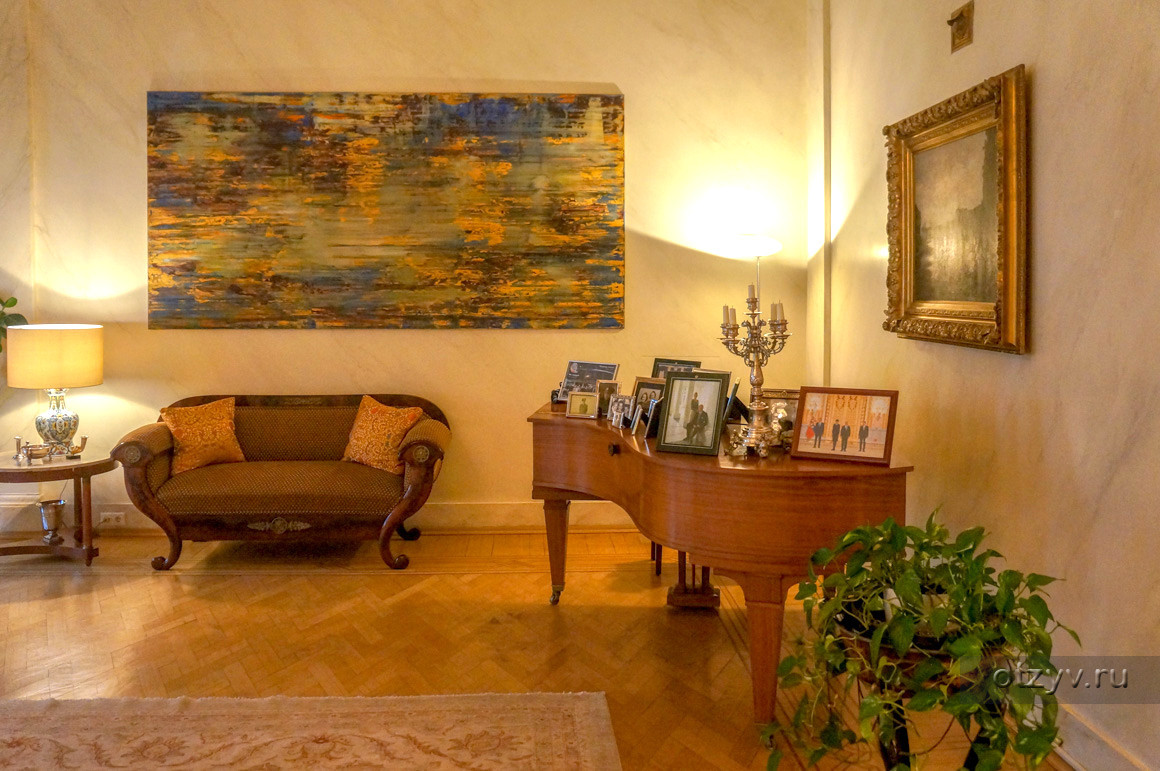 замок шато франция. домик петра вышний волочек водохранилище. музей заповедник усадьба мураново. шато мираваль брэд питт. поместье лермонтова середниково.