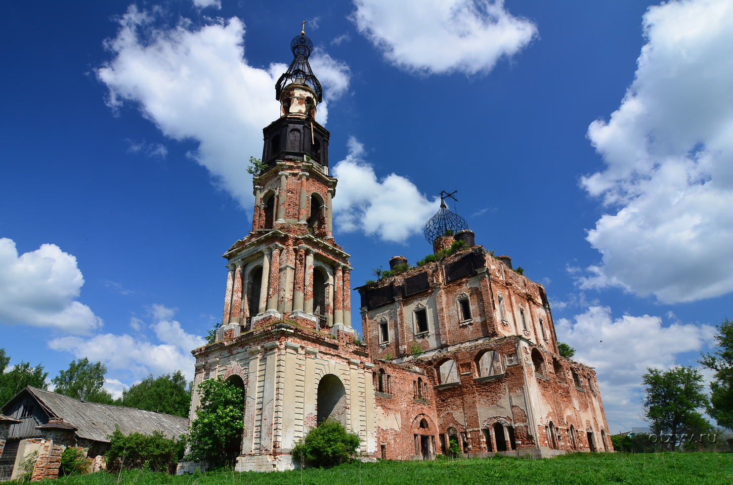 Весьегонск Троицкая Церковь