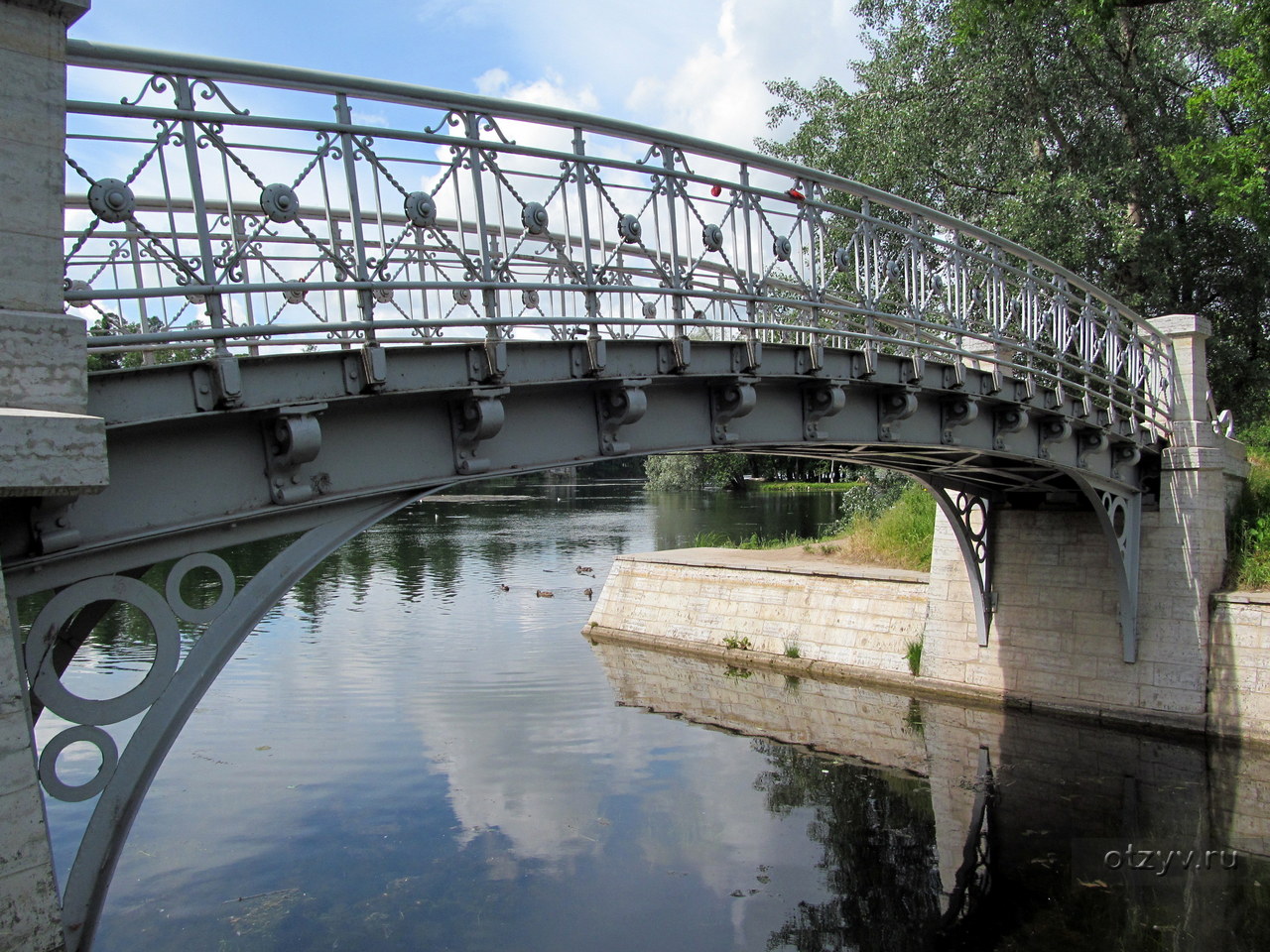 Горбатый мост москва