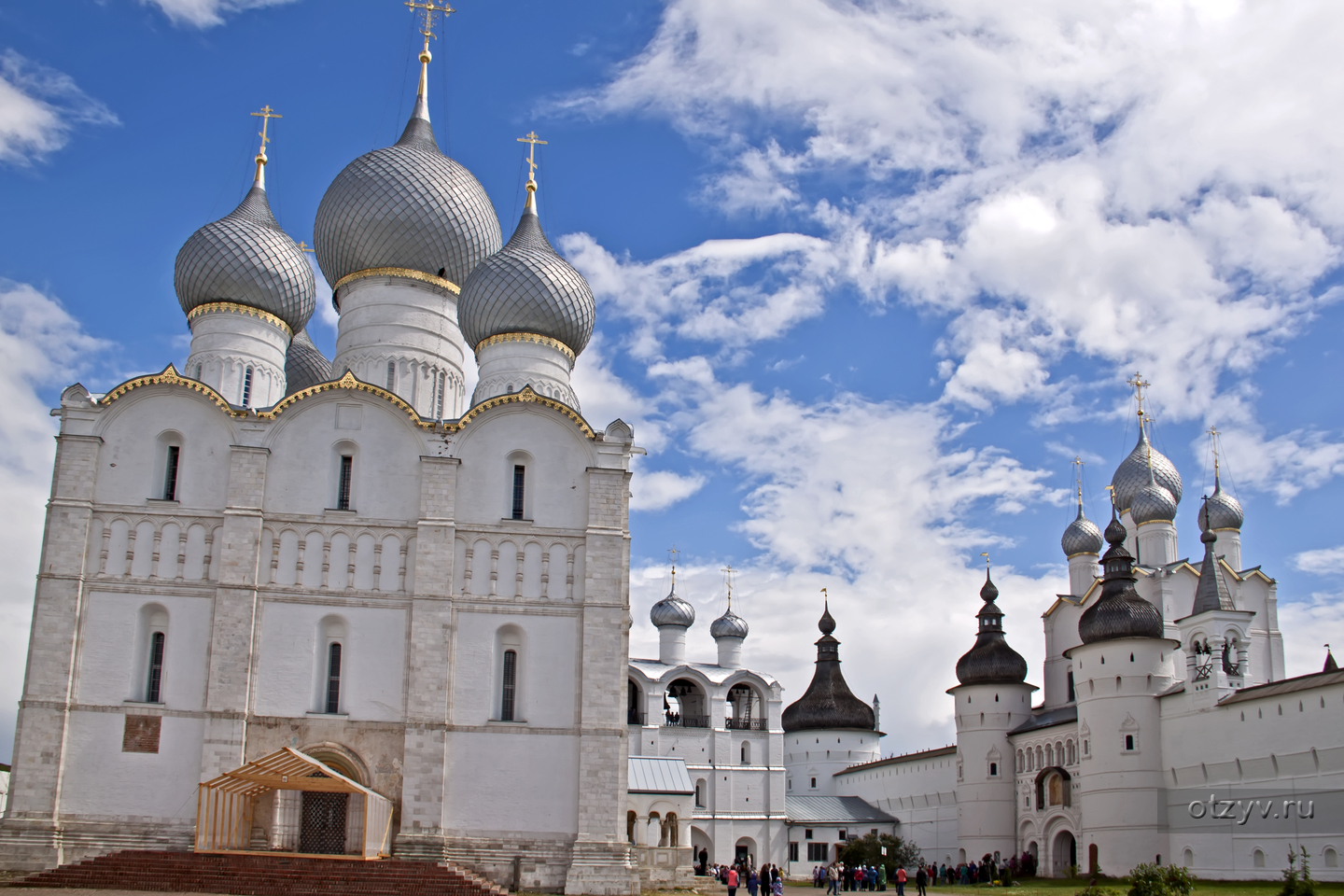 Ростов великий. Успенский собор Ростова Великово. Ростов Великий Кремль на озере Неро. Исторический центр Ростова Великого. Ростов на Дону Ростовский Кремль достопримечательности.