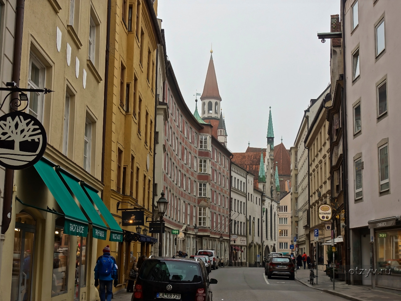 город мюнхен германия население. площадь одеонсплац мюнхен. мюнхен площадь мариенплац. осень в мюнхене фото. осень в германии мюнхен.
