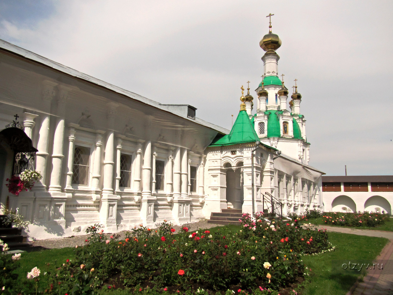 Толгский женский монастырь. Толгский монастырь Ярославль. Женский монастырь Толгский женский монастырь Ярославль. Ярославль достопримечательности Толгский монастырь. Ансамбль Толгского монастыря Ярославль.