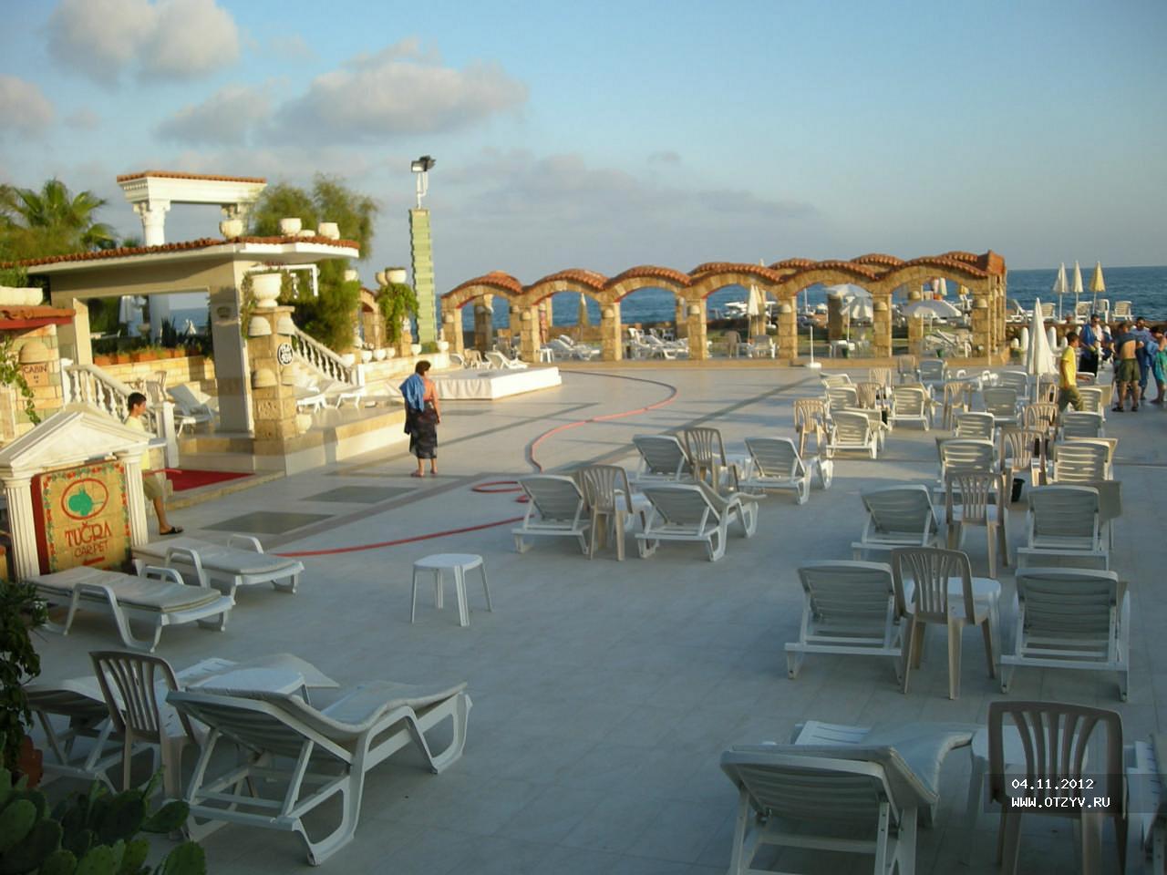Club Hotel Sera пляж