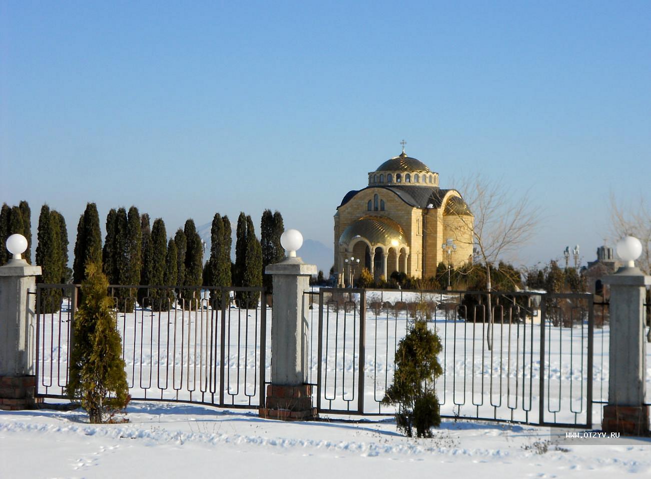 Георгиевский женский монастырь в Ессентуках зимой
