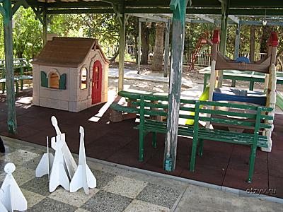 Детская площадка отеля