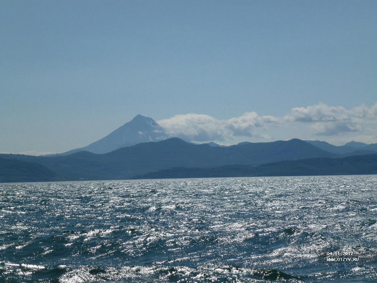 Какое море на камчатке. Камчатка море. Лето Камчатка тихий океан. Камчатка вид с моря. Камчатка летом океан.