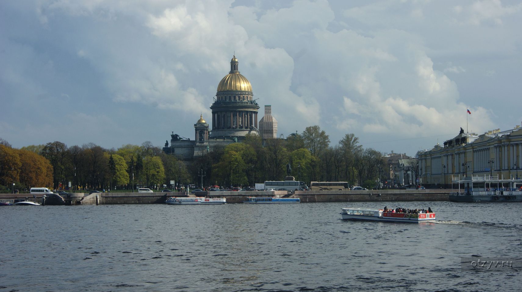 Маи питер. Питер в начале мая. Май в Питере фото. Питер в начале мая фото. Питермаем.