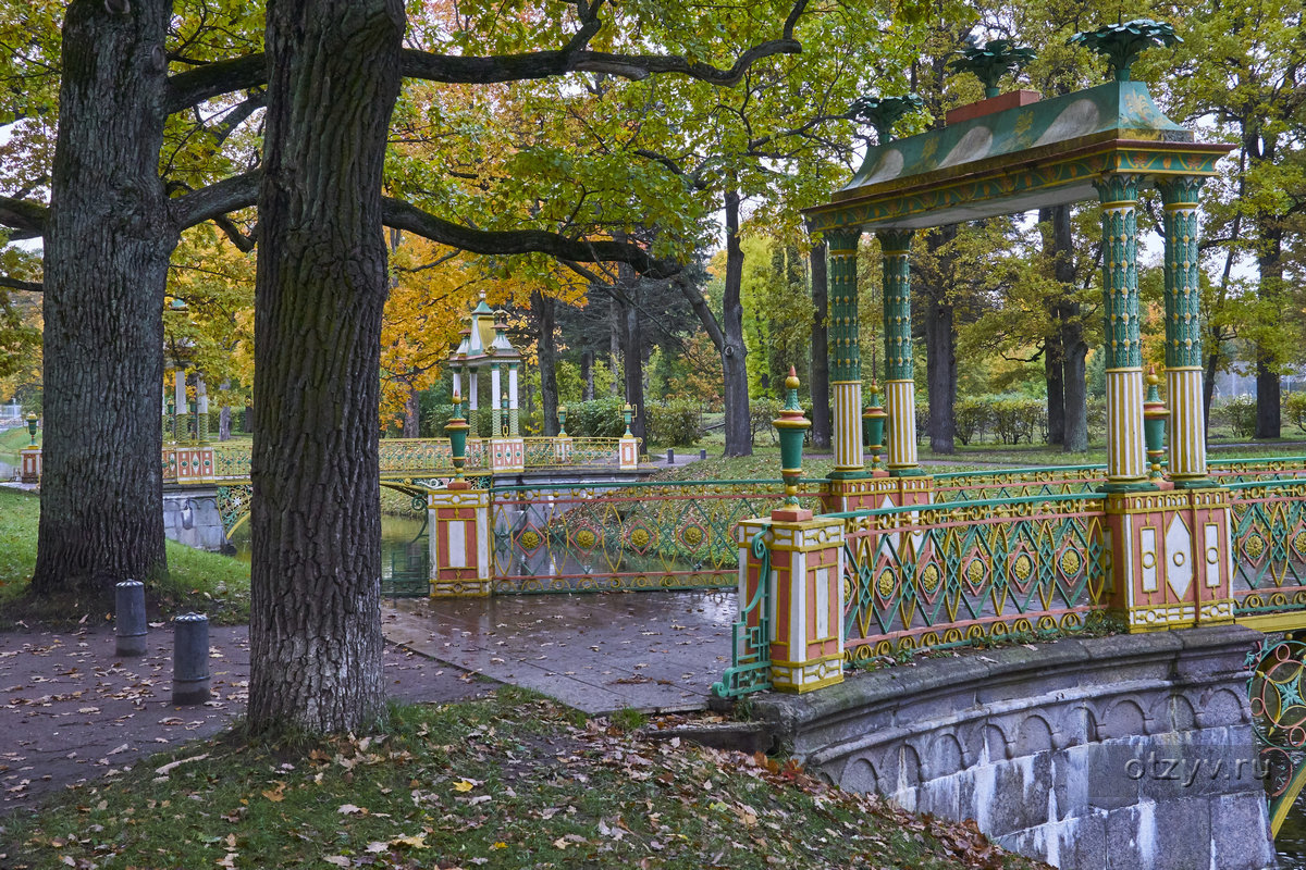 Село петергоф. Петродворец Александровский парк. Лицейский сад в Царском селе. Пушкин Царское село Петергоф. Александровский сад Царское село.