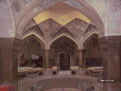 Реставрированная и превращенная в музей общественная баня (хаммам) Вакил в городе Шираз 
