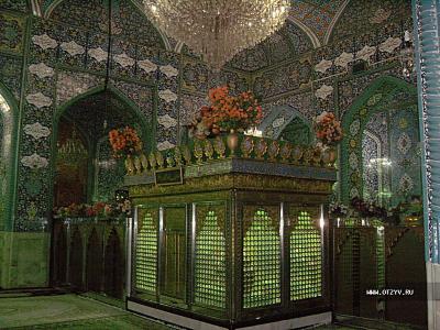 Гробница мусульманского святого в мечети 
