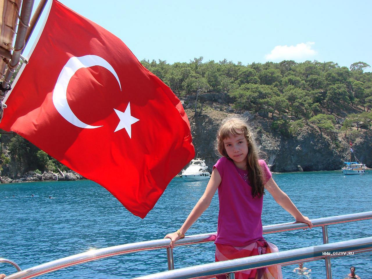 Опасно ли ехать в турцию сейчас. Туристы в Турции. Турция сейчас. Turkey для туристов. Турция фото туристов.
