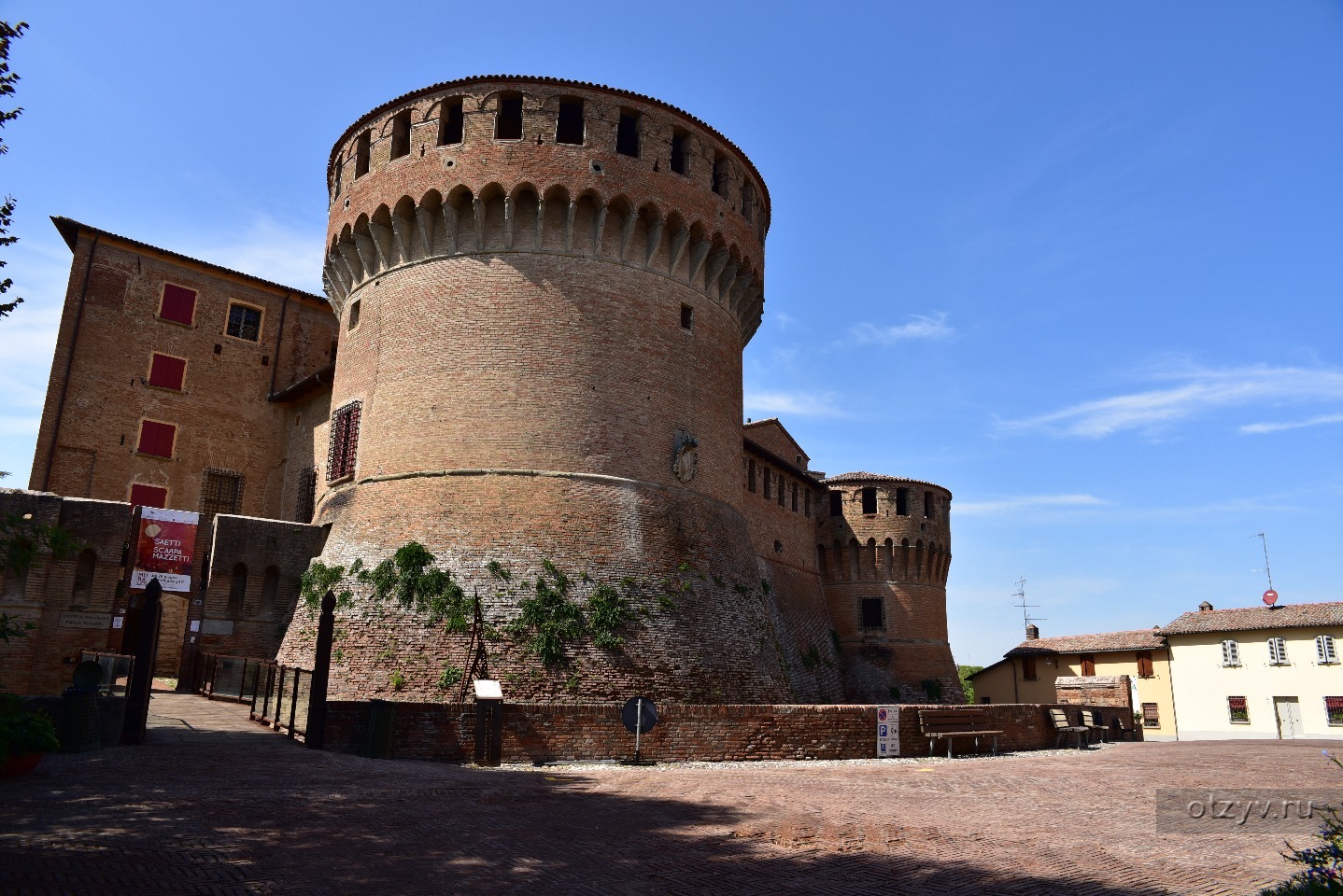 Романья. Emilia-Romagna Италия. Равенна Италия крепость.