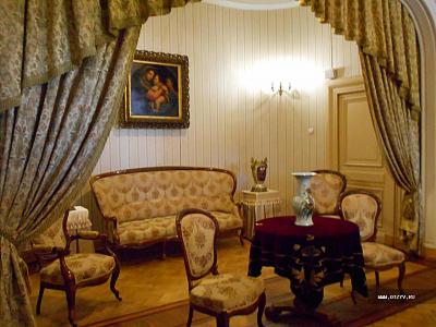 Дворец - музей Александра III,Массандра.Спальня.