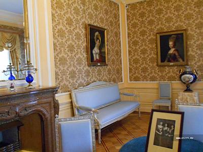 Дворец - музей Александра III,Массандра.Кабинет Императрицы.