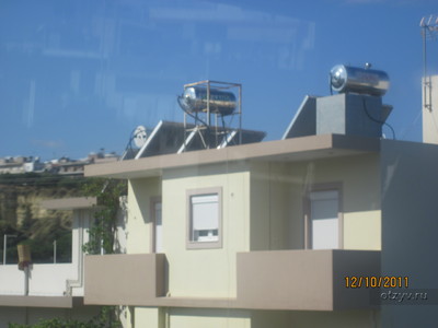 Вот так при помощи солнечных батарей люди экономят на коммунальных услугах.