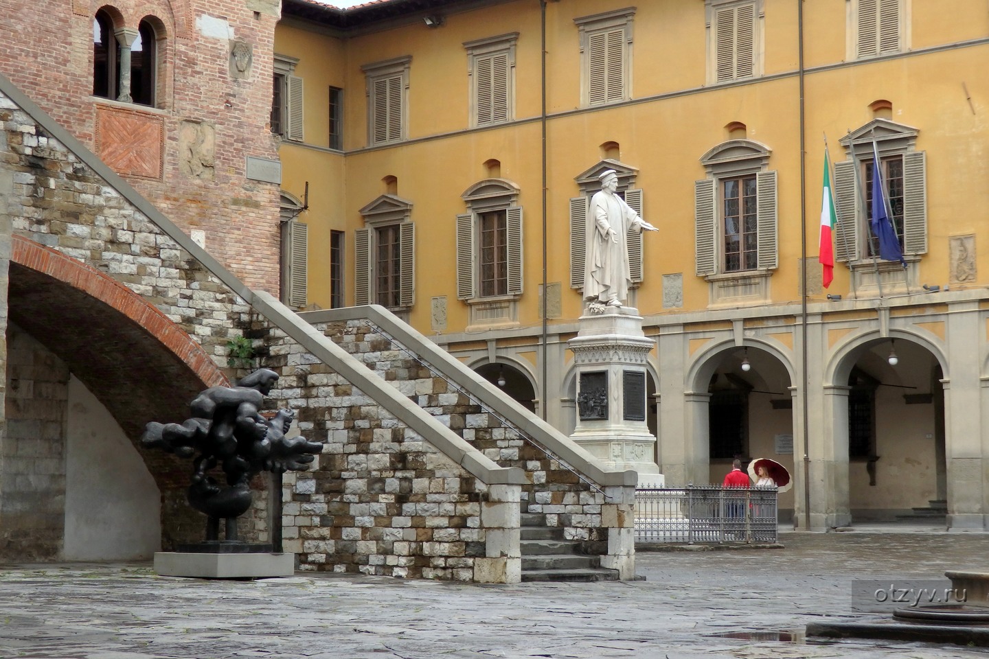 Prato italy. Прато Италия. Прато Тоскана Италия. Porta Savonarola, Падуя. Академия изящных искусств Тоскана Италия фото.