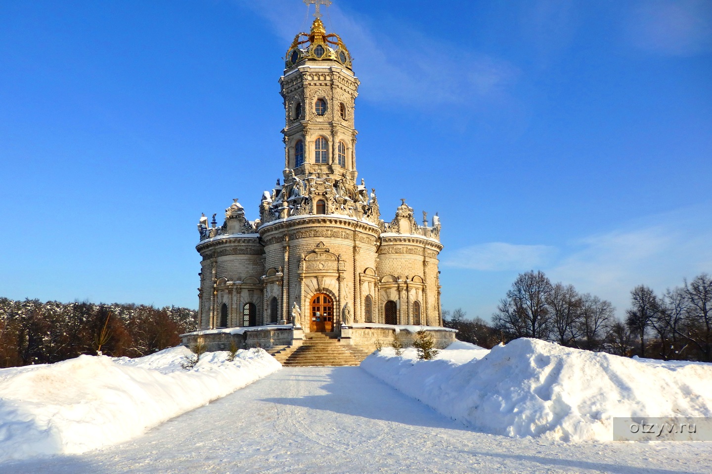 Подольск храм Дубровицы зима