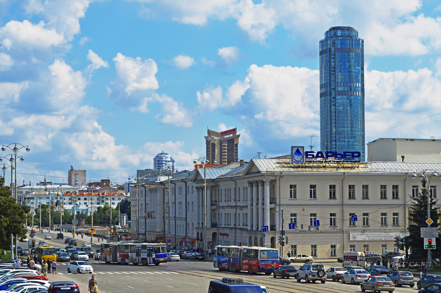 Линии екатеринбург. Первая линия Екатеринбург.