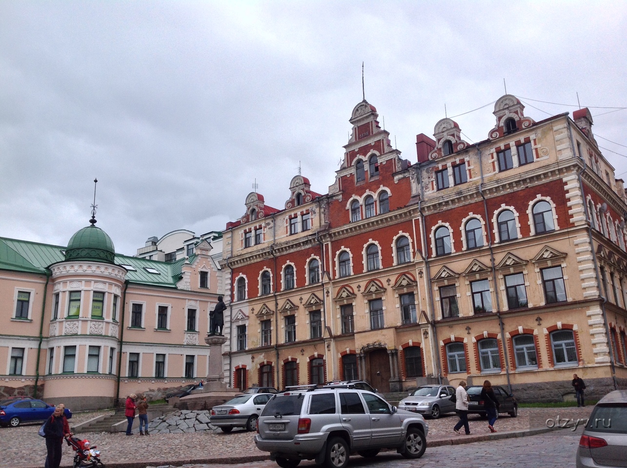 Выборгская санкт. Выборг Петербургский. Выборг-Санкт-Петербург достопримечательности. Выборгский СПБ достопримечательности. Компания Лайтком г. Выборга в Санкт Петербург.