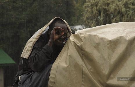 Как только пришли в Мириакамбу, на полчаса хлынул ливень, но мы успели до него.