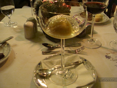 Десерт на Новогоднем ужине в отеле "Париж"