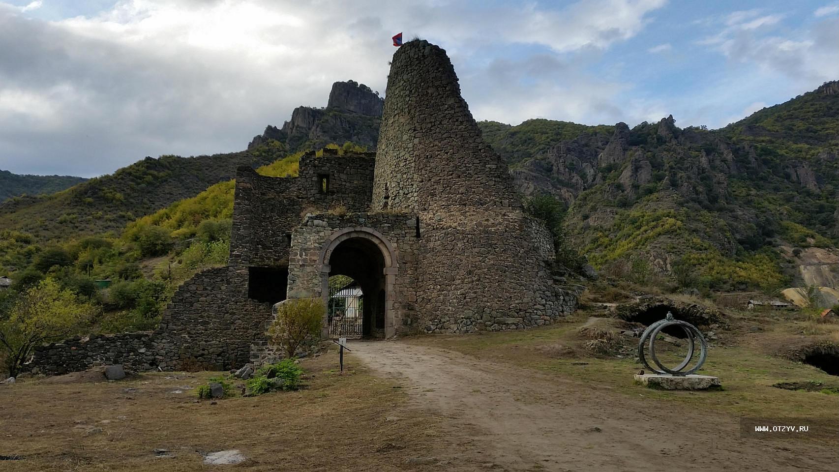 Ахтала армения. Ахтала (архитектурный комплекс). Тур Armenia Axtala. Станция Ахтала.