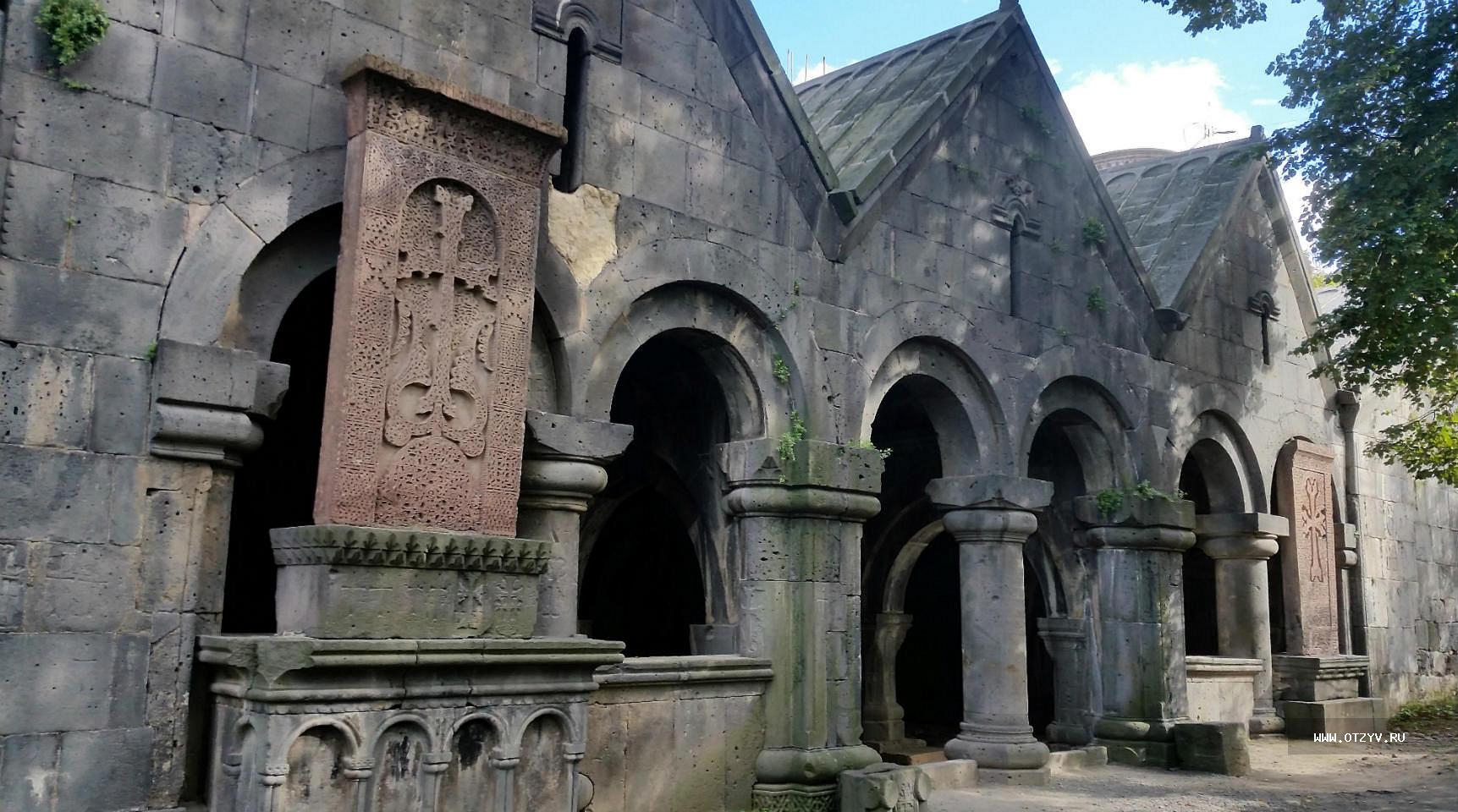Санаин. Монастырь Санаин. Санаин монастырь Армения. Санаин монастырь Армения внутри. Монастырский комплекс Санаин.