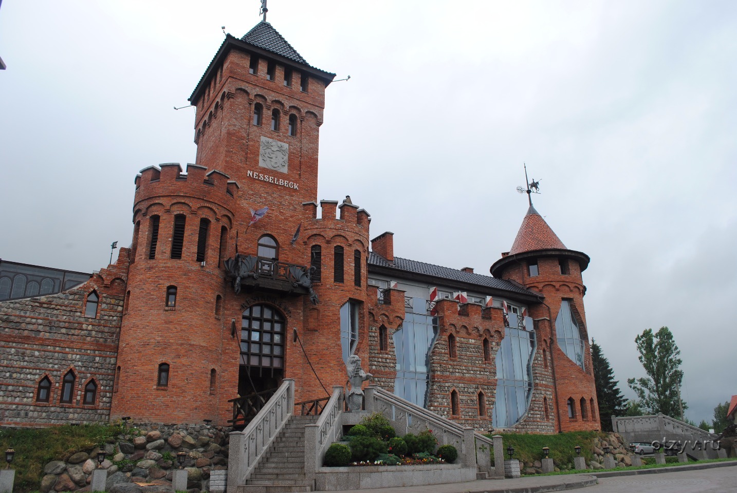 Замок нессельбек. Замок Нессельбек Куршская коса. Светлогорск замок Нессельбек. Рыцарский замок «Нессельбек».. Калининград достопримечательности замок Нессельбек.