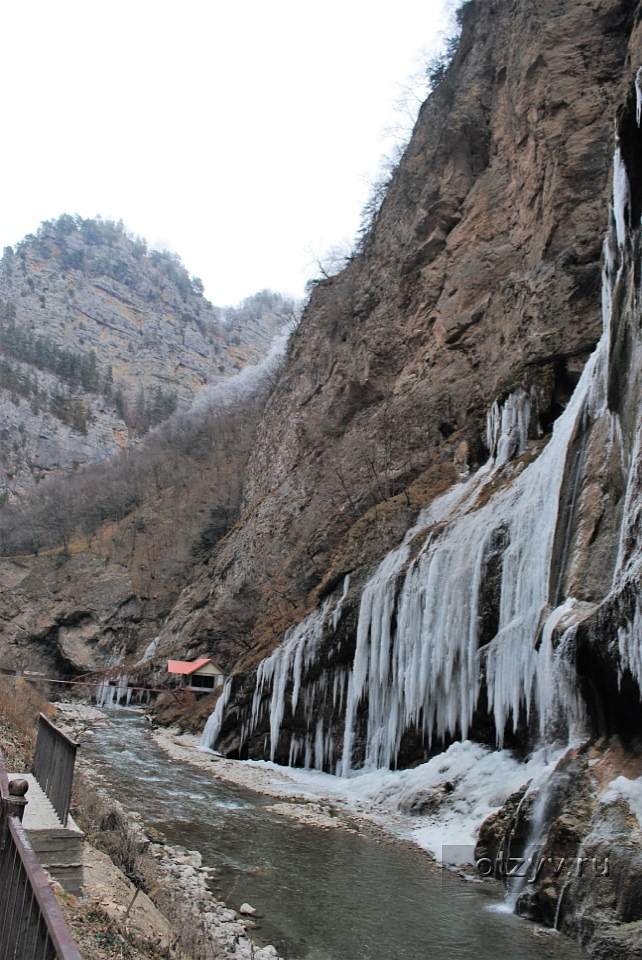 Чегемские водопады из кисловодска