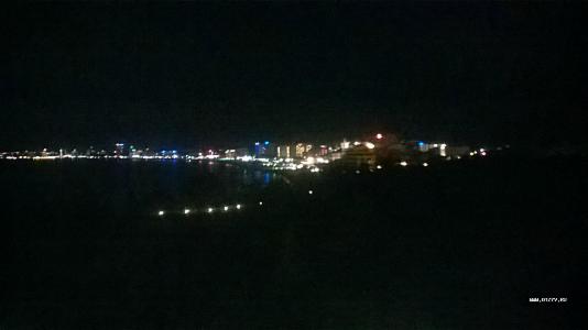 Вид ночного моря и  СБ с балкона номера.