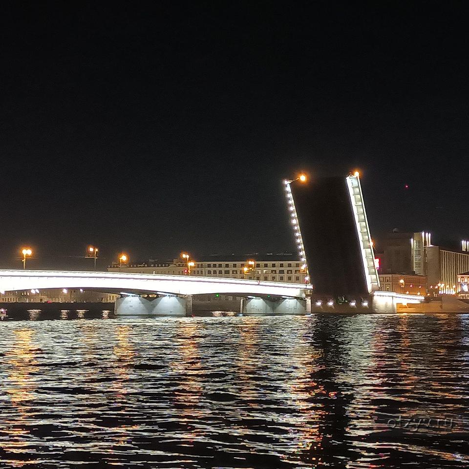 5 дней в Санкт-Петербурге. День пятый. Развод мостов, Океанариум, Крейсер  Аврора — рассказ от 12.09.23