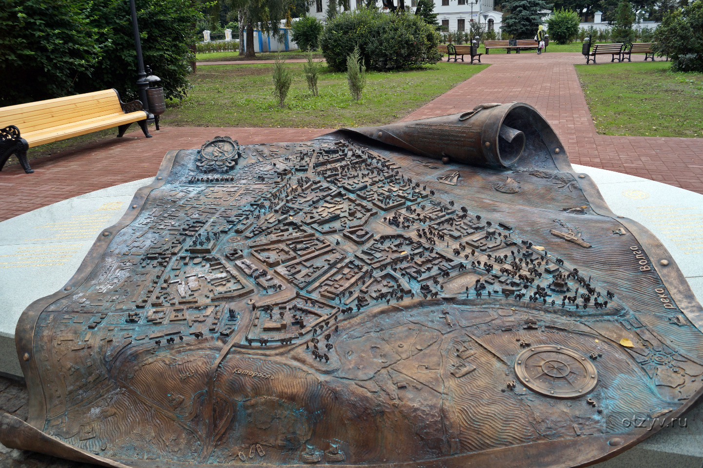 Памятный знак исторический центр города Ярославля