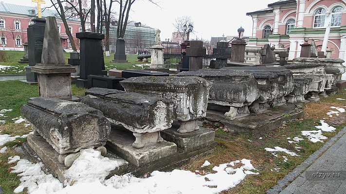 а в донском монастыре слова