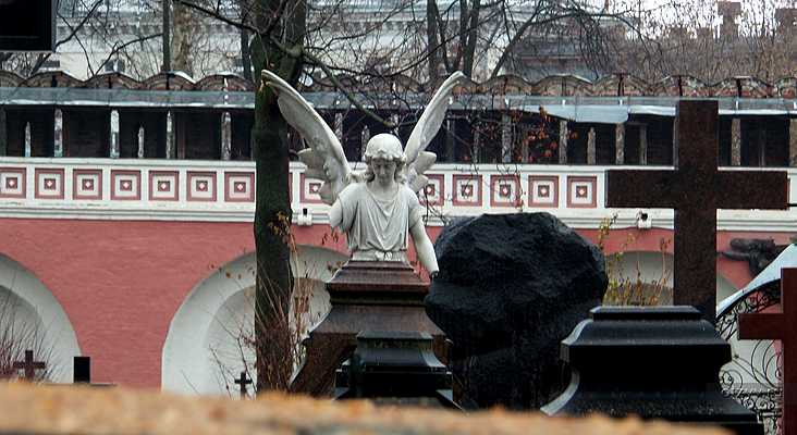 а в донском монастыре слова