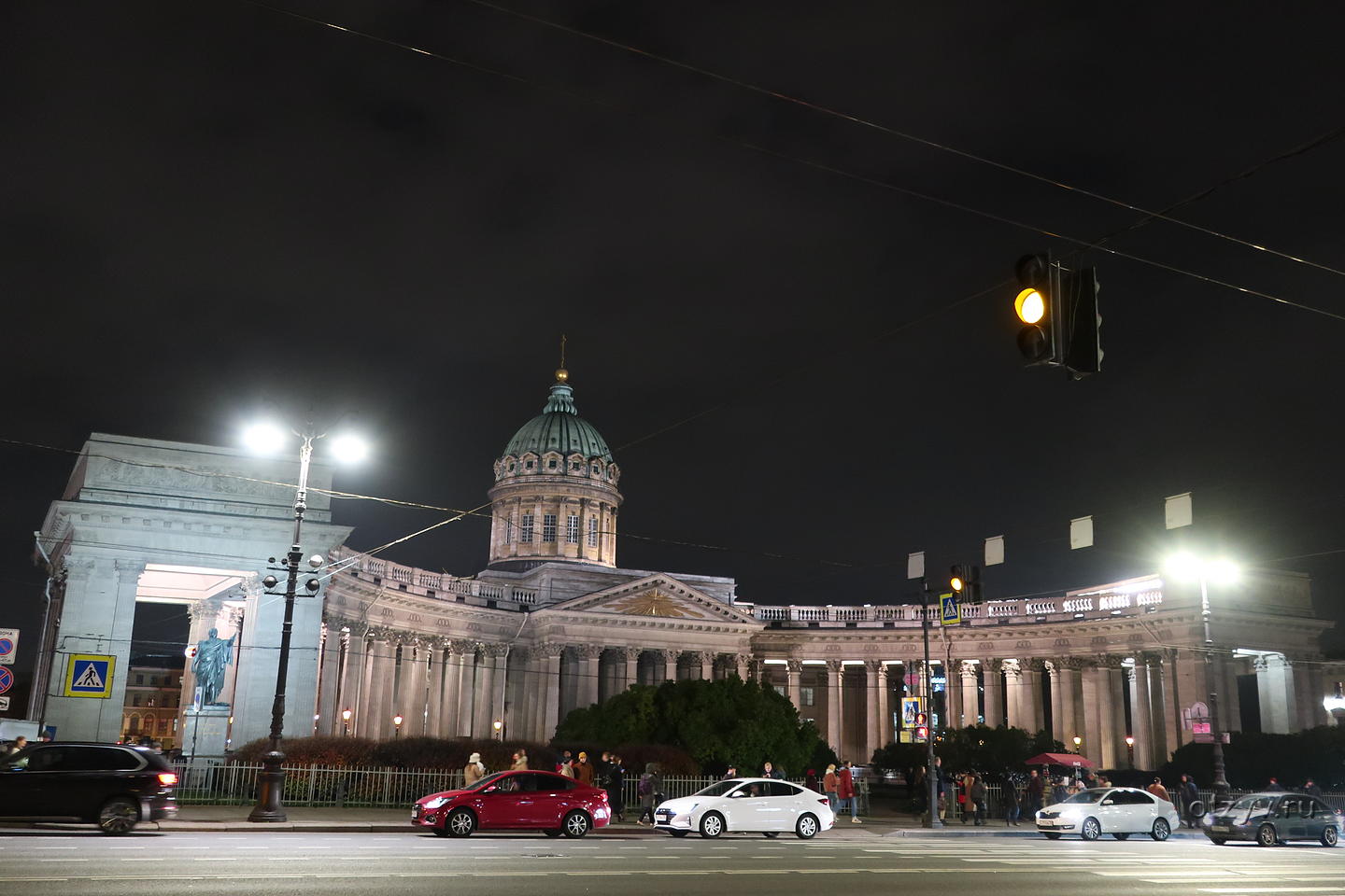 В петербурге на 10 дней. Санкт-Петербург. Санкт-Петербург в октябре. Пригороды Санкт-Петербурга. Императорская площадь в Санкт-Петербурге.