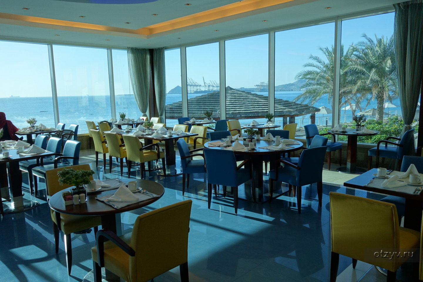 Фото oceanic khorfakkan resort spa 4