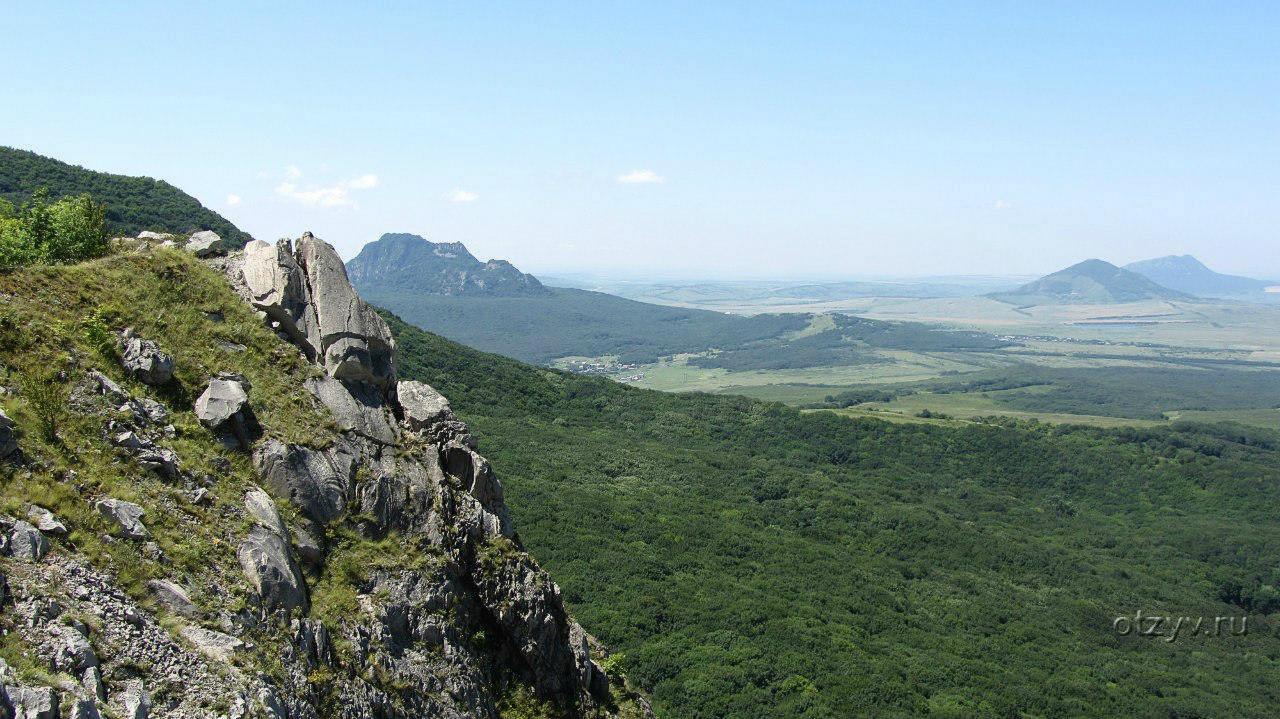 Железная гора. Гора железная. Металлический хребет.