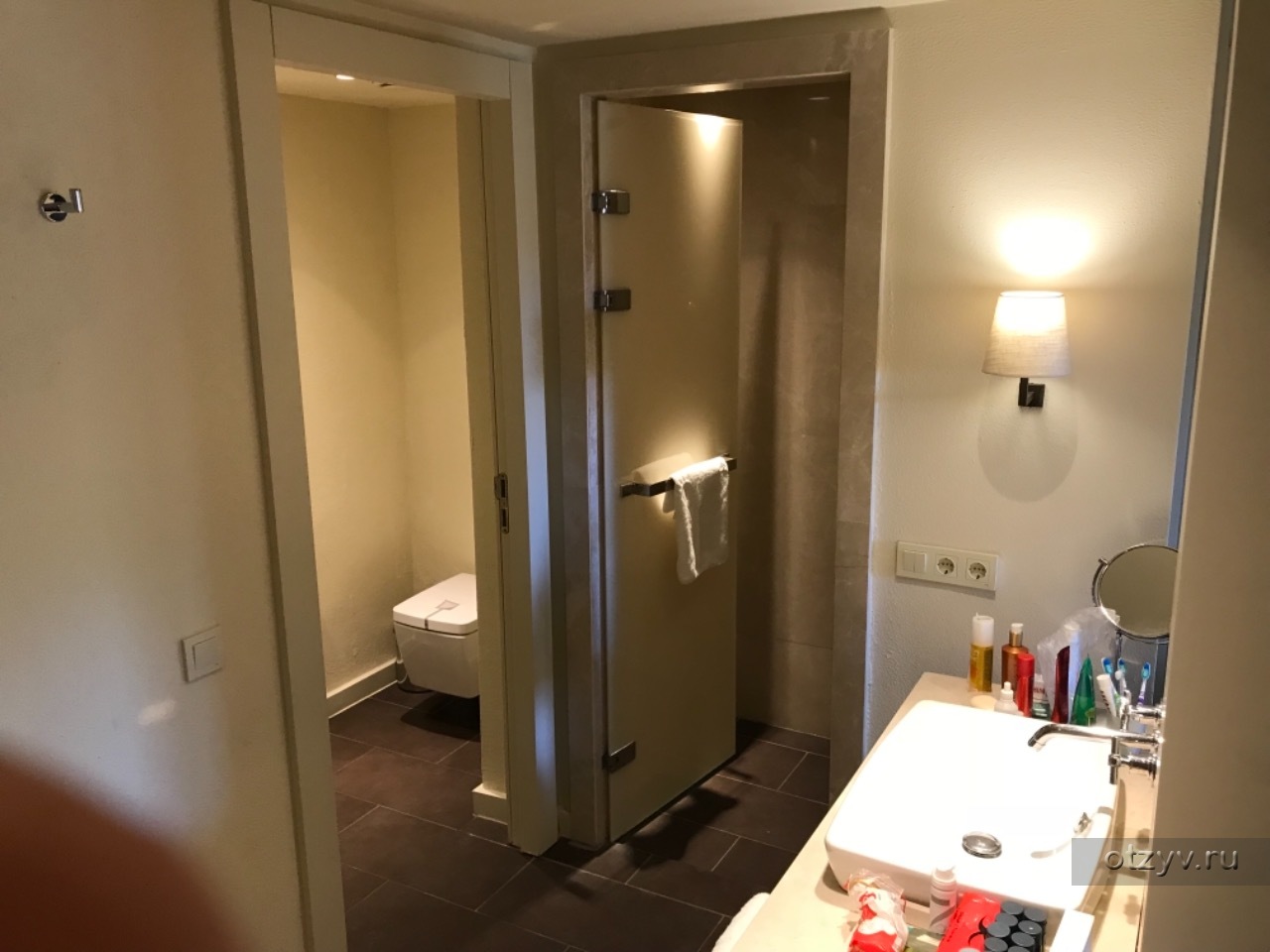 номер с двумя санузлами