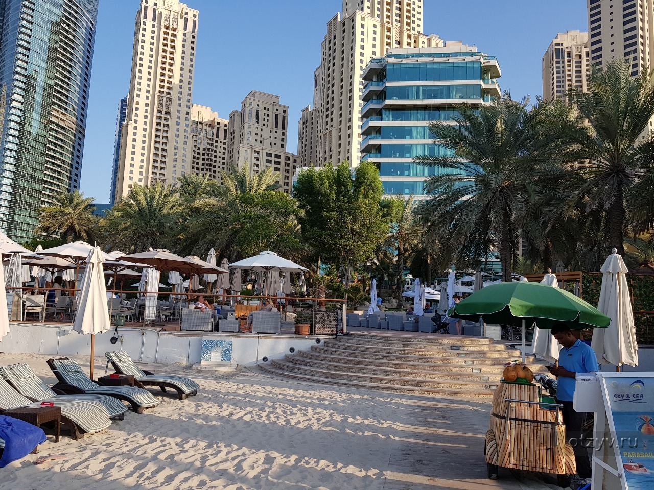 Пляж jbr. Jumeirah Beach Promenade. Пляж Hilton JBR Wavebreaker. Forte Grand Jumeirah Beach.