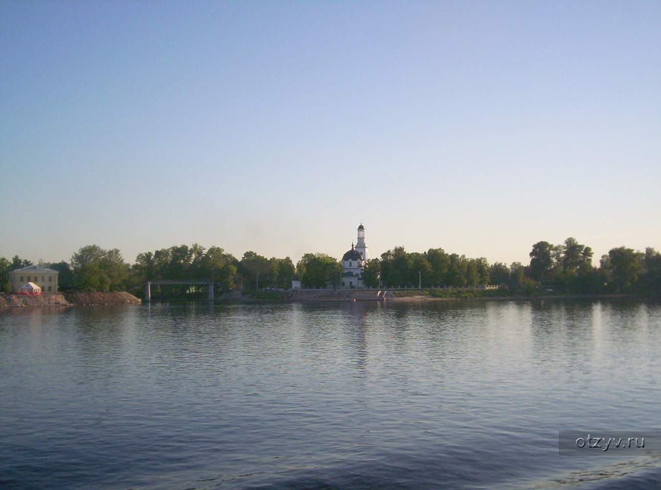 Озеро ижорское синее