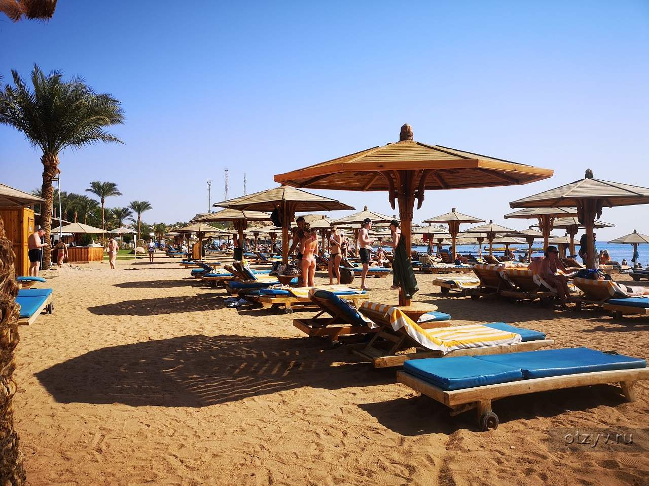 Naama promenade beach. Наама Бей Шарм-Эль-Шейх пляж. Наама Бэй пляж. Наама Бей променад Бич Резорт. Пляжи Шарм Эль шейха.