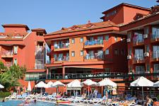 Club Side Coast Hotel 