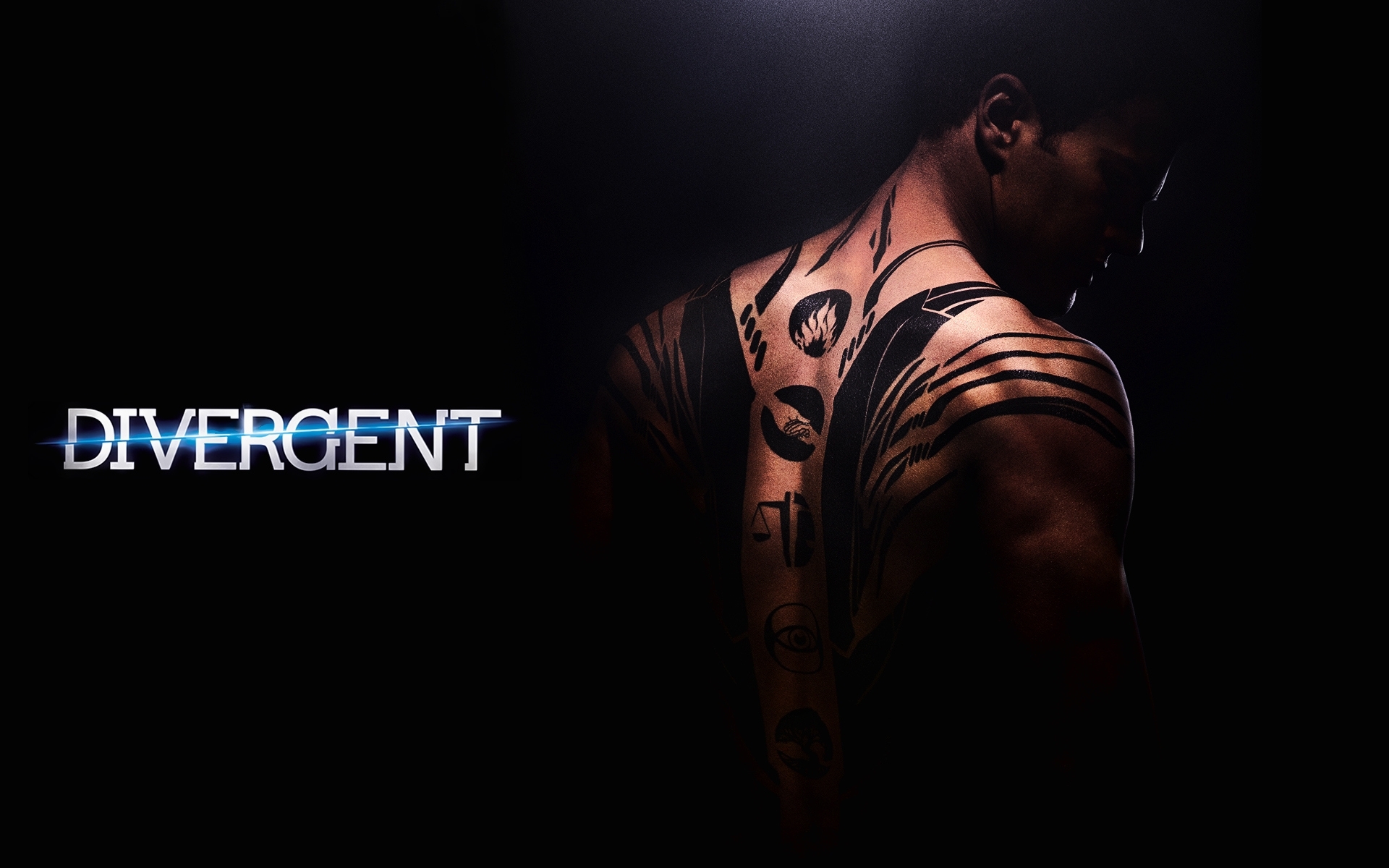 Divergent uzbek. Тобиас Итон тату. Дивергент 2014.