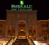 Golden 5 Emerald Resort 