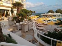 Serita Beach Hotel 