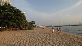 Ravindra Beach Resort & Spa 